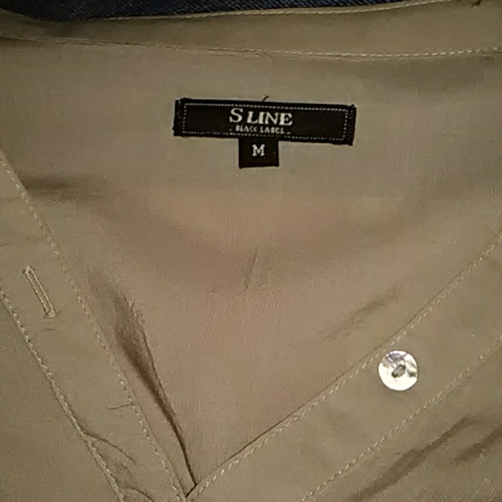Top womens size medium